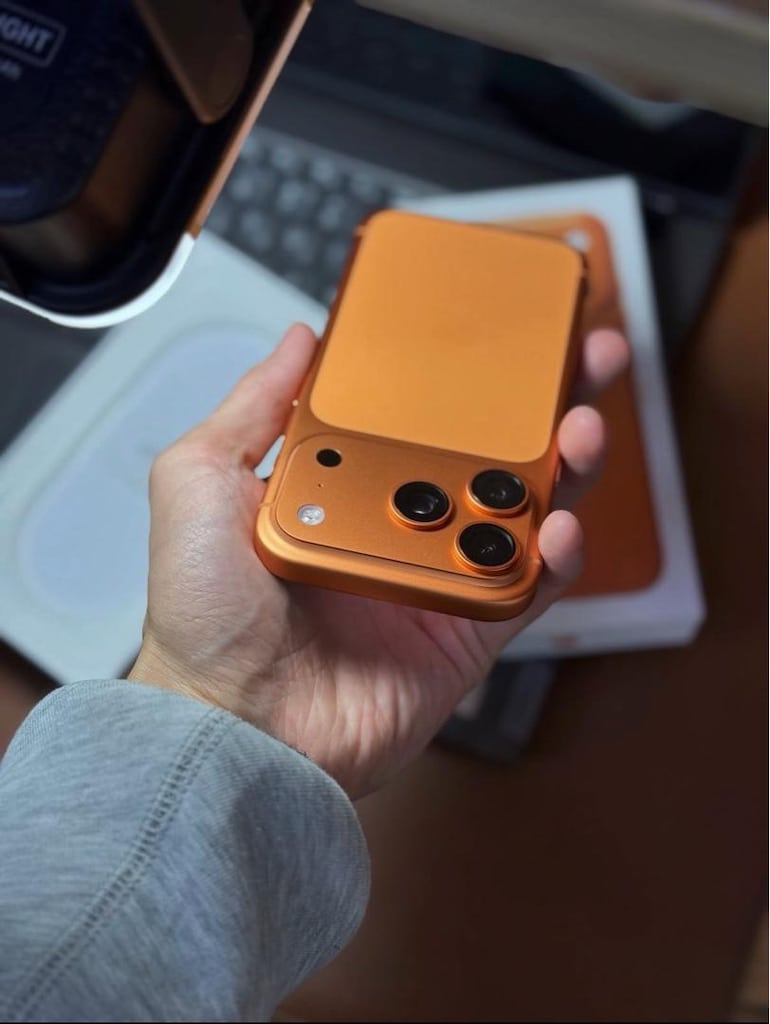 iPhone 17 Pro 256 GB Kozmik Turuncu - 2