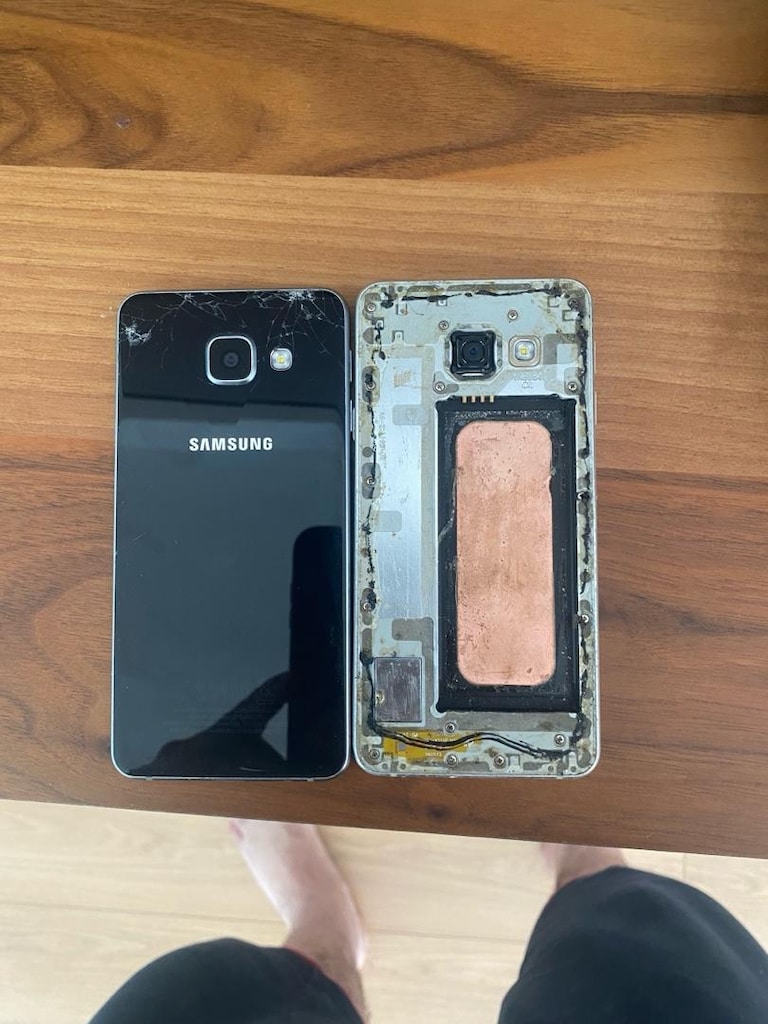 samsung a3 2016 - 3