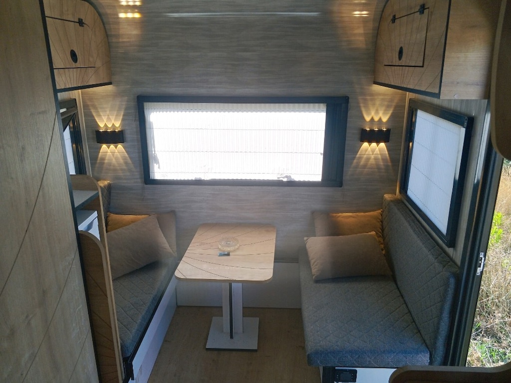 Sahibinden temiz kullanışlı karavan - 2