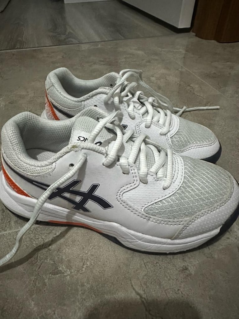asics 33 numara ayakkabı