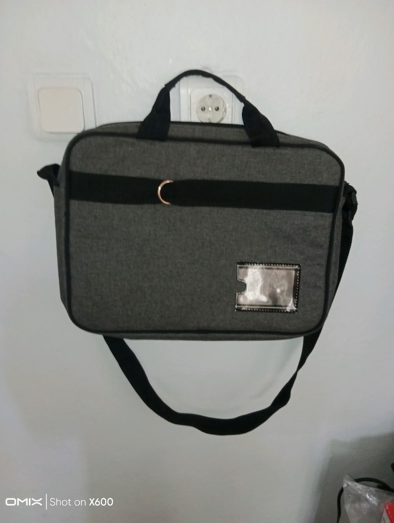 LAPTOP ÇANTASI