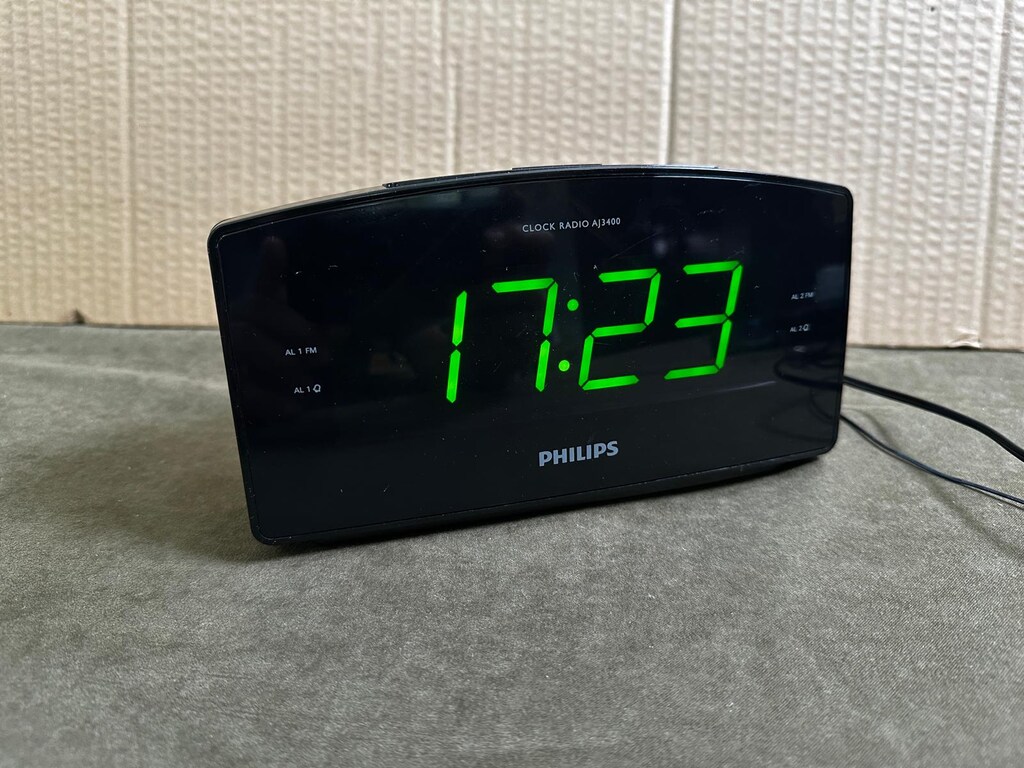 Philips AJ3400 Dijital Saatli FM Radyo Çalar Saat - 3