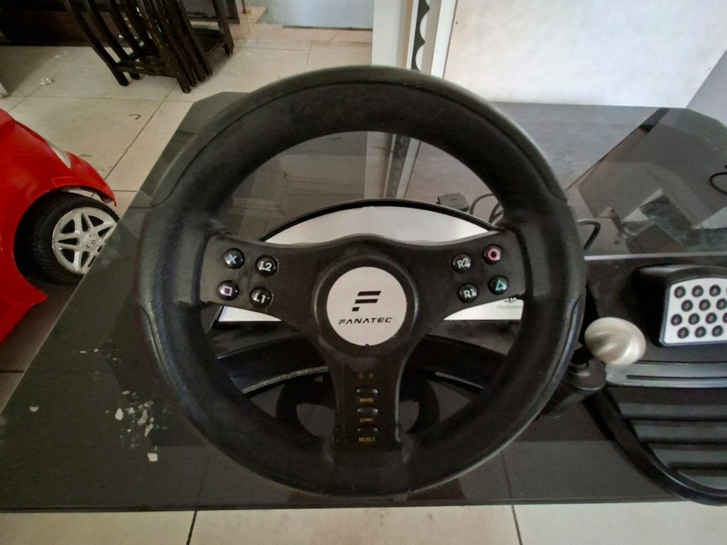 FANATEC OYUN DİREKSİYON PEDAL SETİ - 3