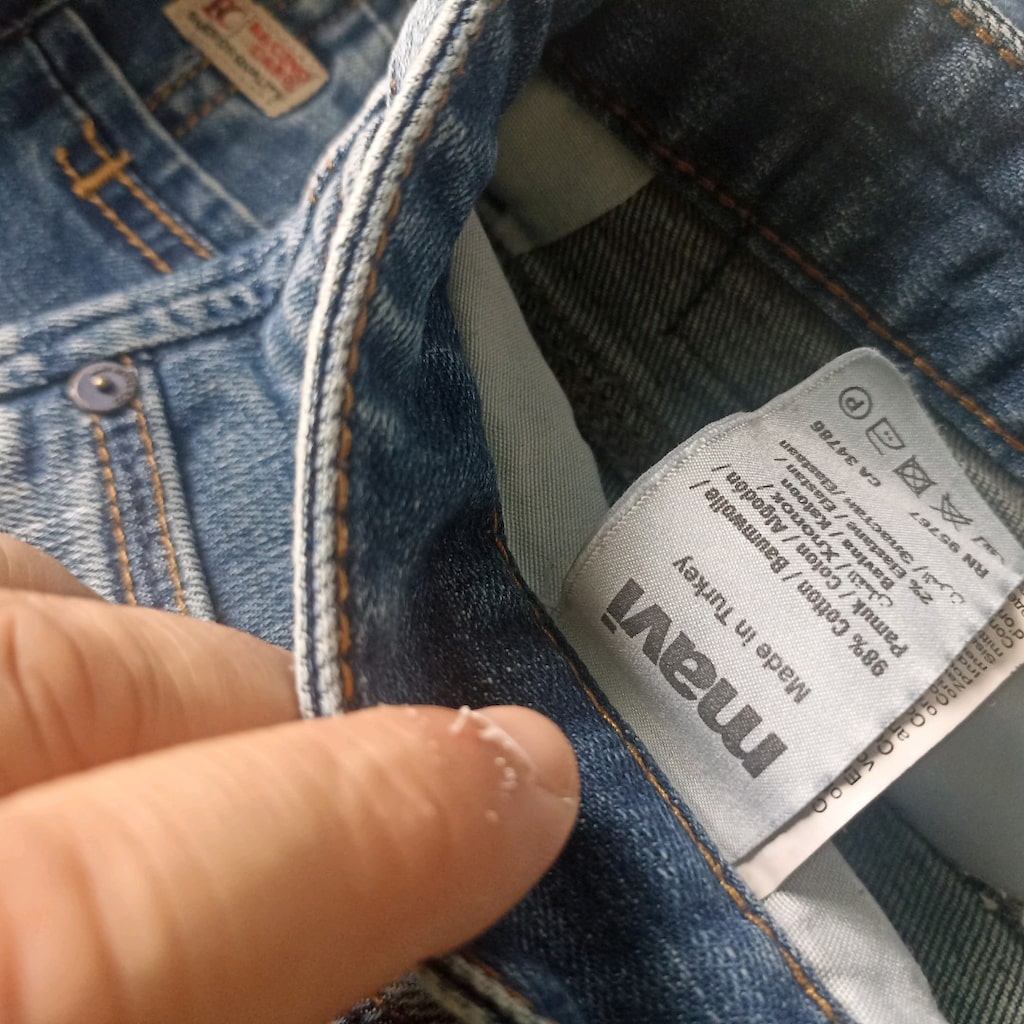 Çeşitli Renklerde ,sıfır ve Az kullanılmış pantolonlar - 16