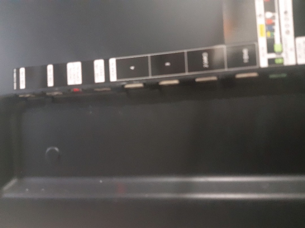 Samsung 40 inç 102 ekran led tv - 4
