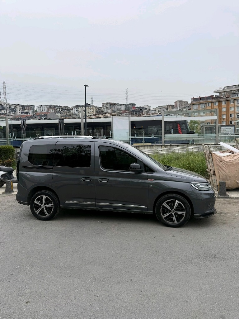 2024 VW Caddy Style Cam Tavanlı | Füme | 54.000 KM | Hatasız Boyasız - 8