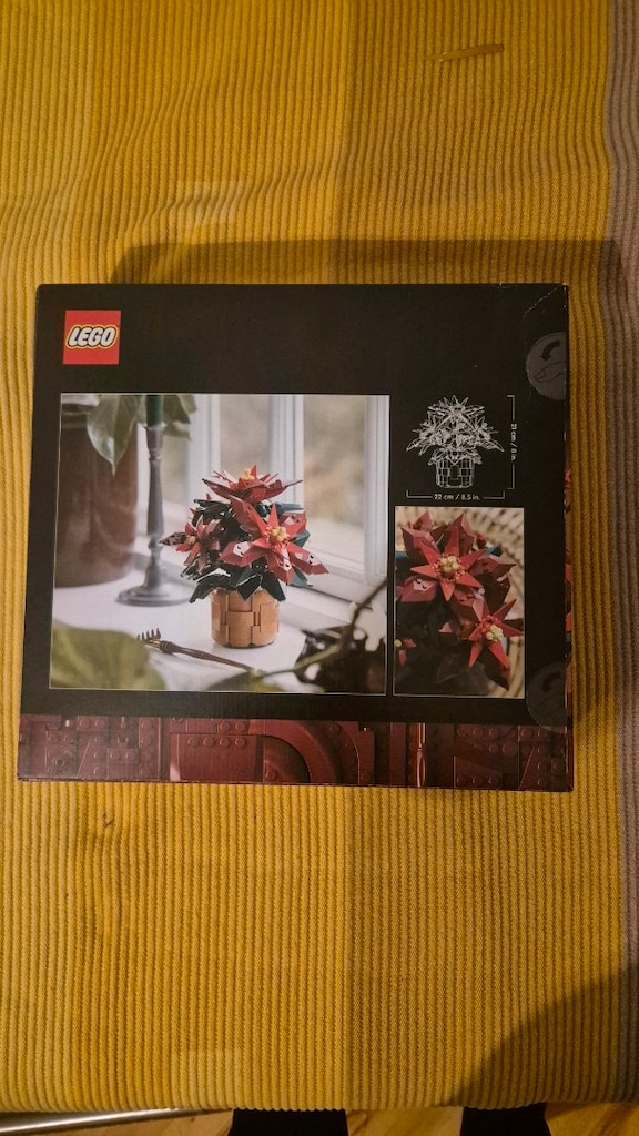 LEGO Icons 10370 Poinsettia ( Atatürk Çiçeği ) - 2