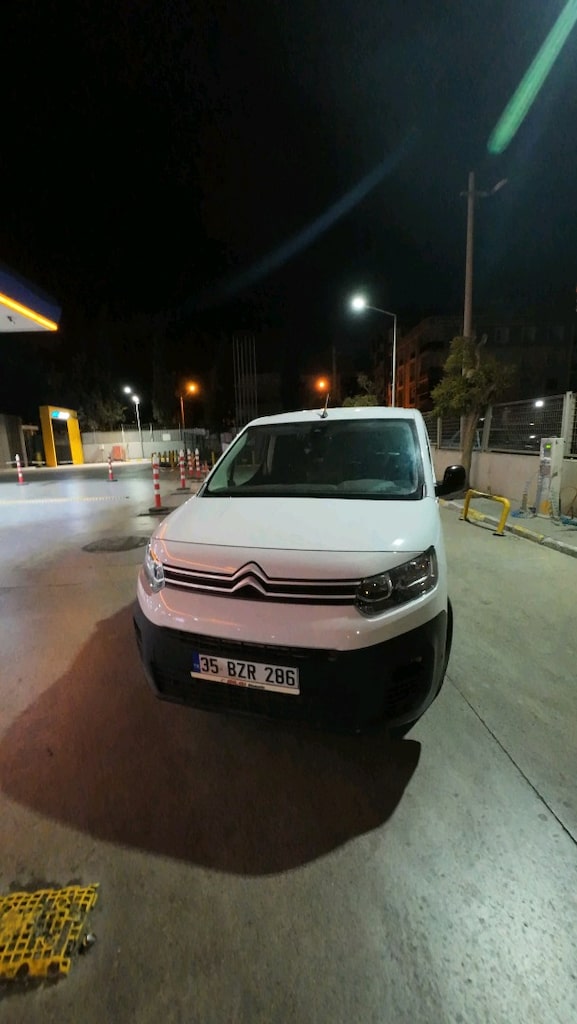 2024 Berlingo 1.5 BlueHDi Feel (100 HP) - Katlanır Ayna bakımlı - 7