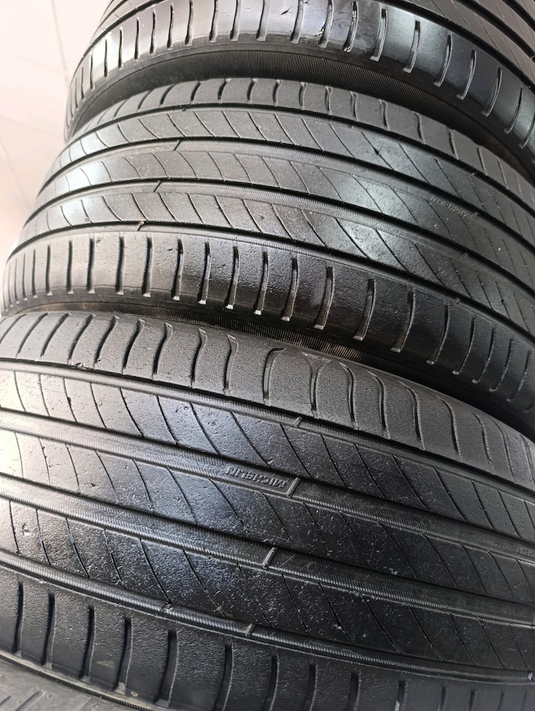 205 55 16 Michelin - 2