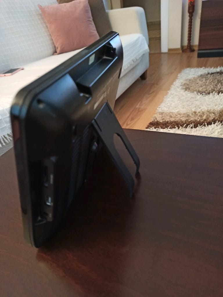 LCD TV 7 inç SD kart/ USB/audio ın/ mini tv - 4