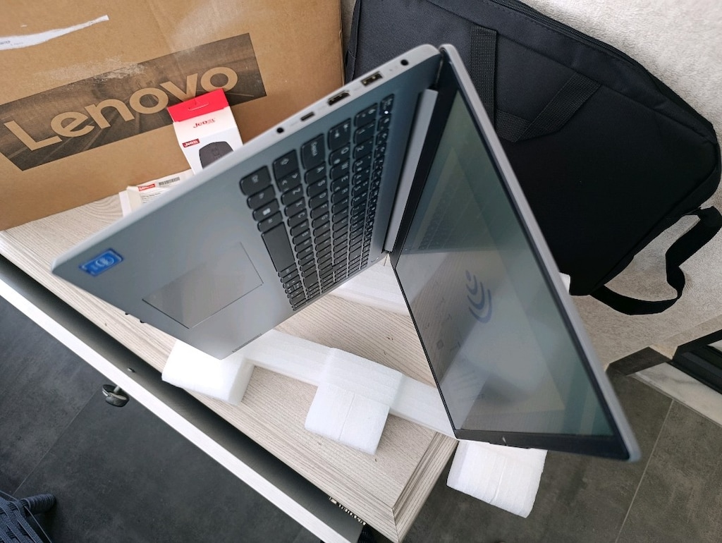 Temiz, Kutulu Lenovo IdeaPad 1 15IGL7 Laptop (Çanta + Fare Hediyeli) - 6