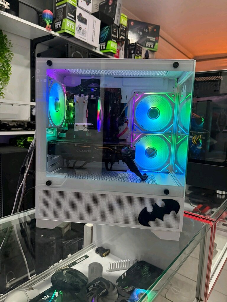 İ5 9400F - RX 580 8 GB - 500 SSD - GAMİNG AKVARYUM - 3