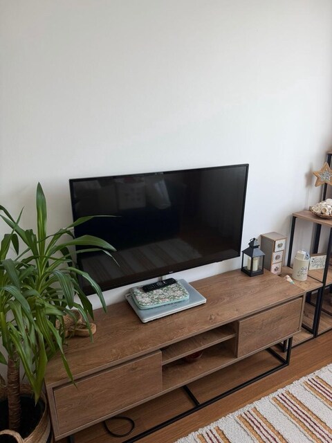 VİVENSE TV ÜNİTESİ