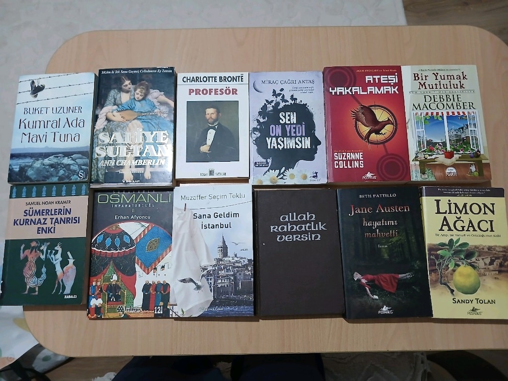 Çok okunan Çok Satılan Kitaplar Toplu Uygun Fiyattan Satılıktır