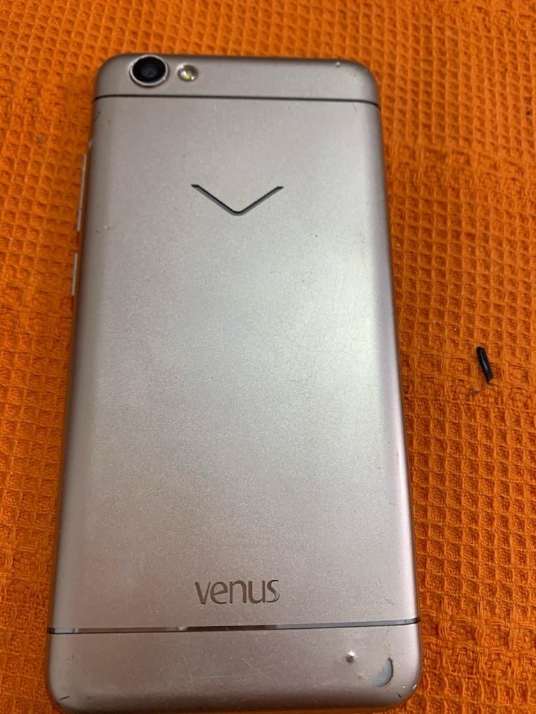imailleri aktif ama açılmıyor parça amaçlı 3 telefon - 4