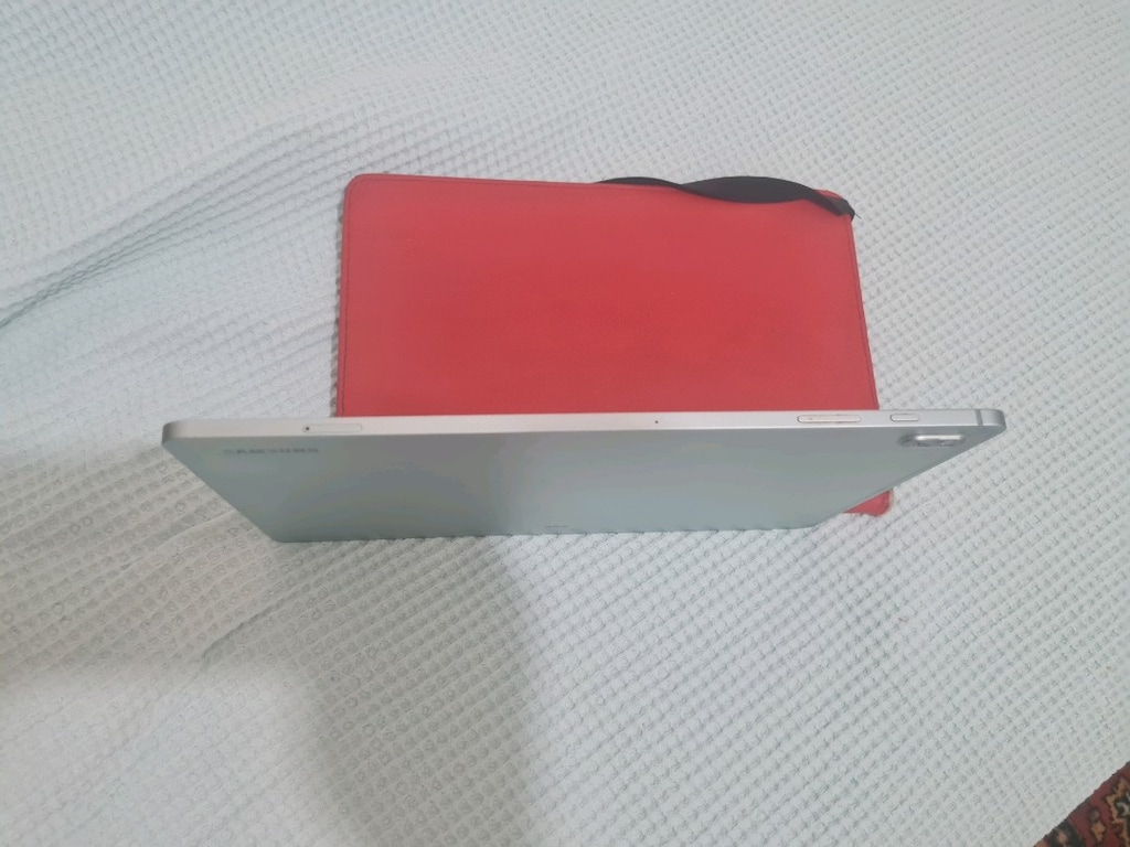 SIFIRDAN FARKSIZ YURTİÇİ 64GB 4RAM 12.4İNÇ SAMSUNG TABLET S7FE - 7