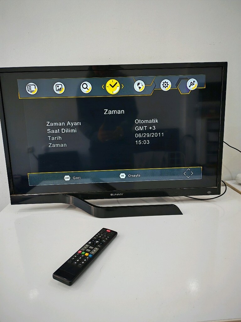 Sunny 82 Ekran Led Televizyon 32" Led tv uydulu - 2