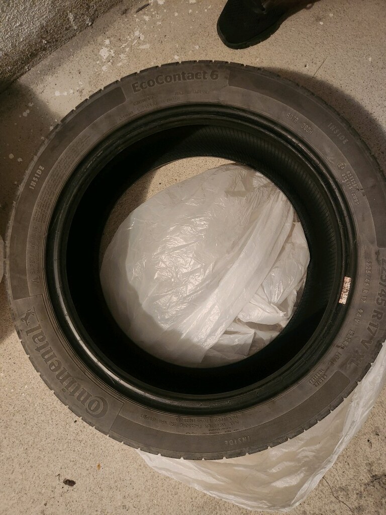 225 45 17 Continental Eco Contact 6 - 8