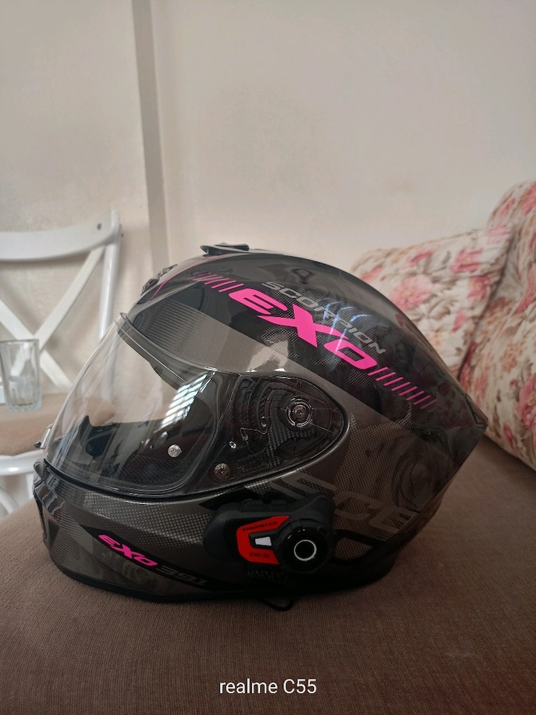 ACİL SATILIK KASK BAYAN KASKI TEMİZ KULLANILMIŞ SCORPION MARKA - 3