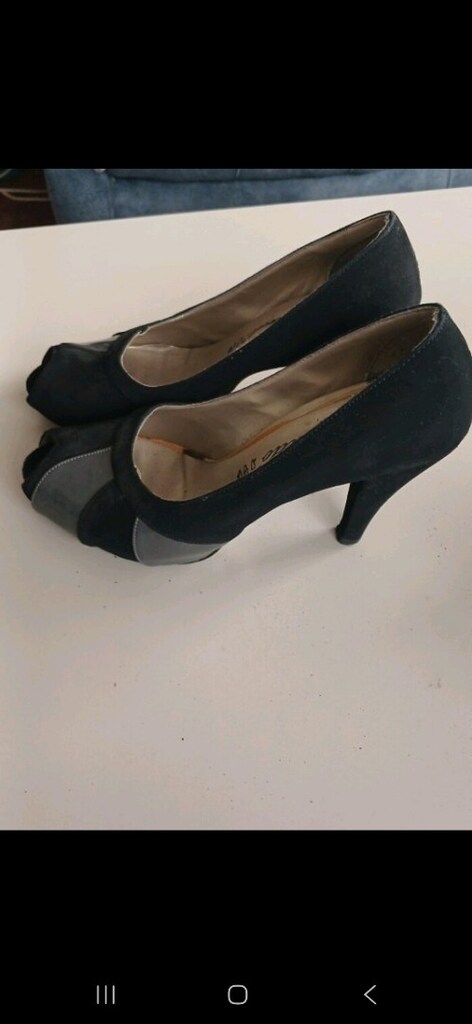 stiletto - 3