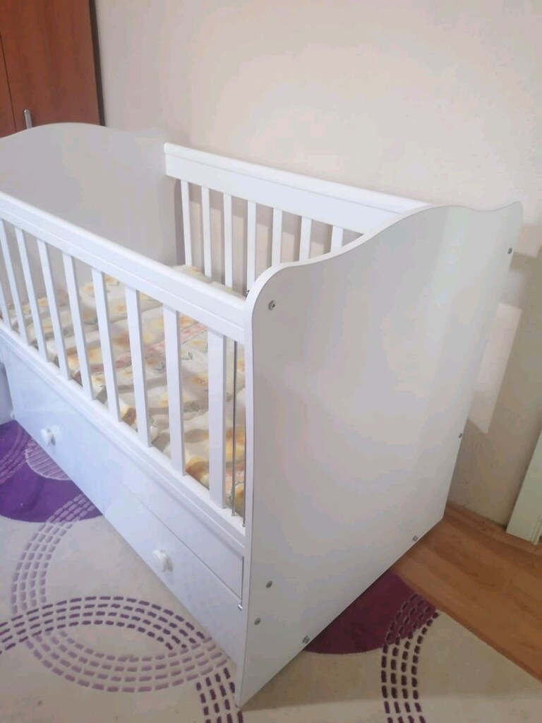 Çekmeceli Sallanır Bebek Beşiği 60x120 – Temiz Kullanılmış - 3