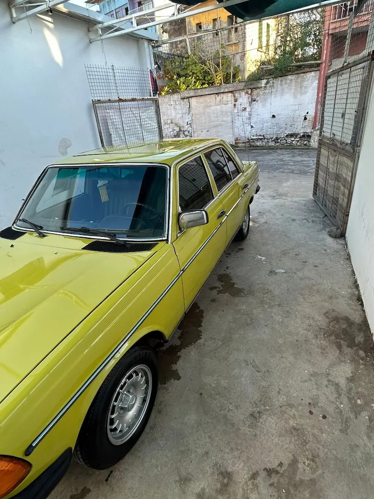 Mercedes E230