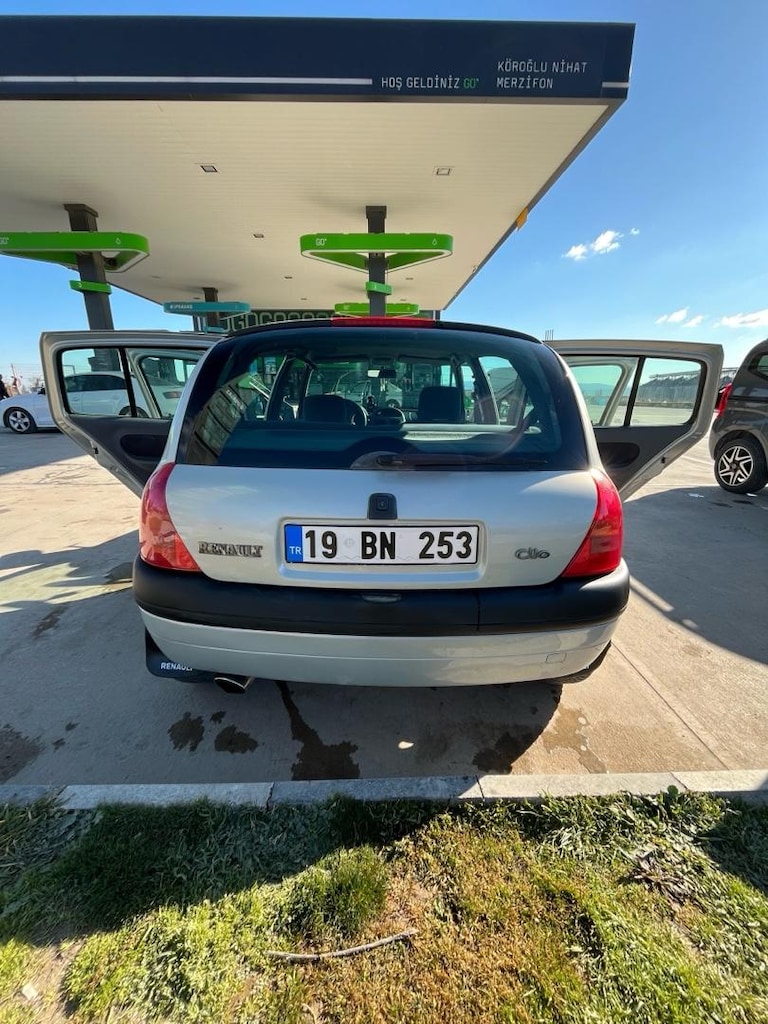 Temiz değişensiz düşük km clio - 10