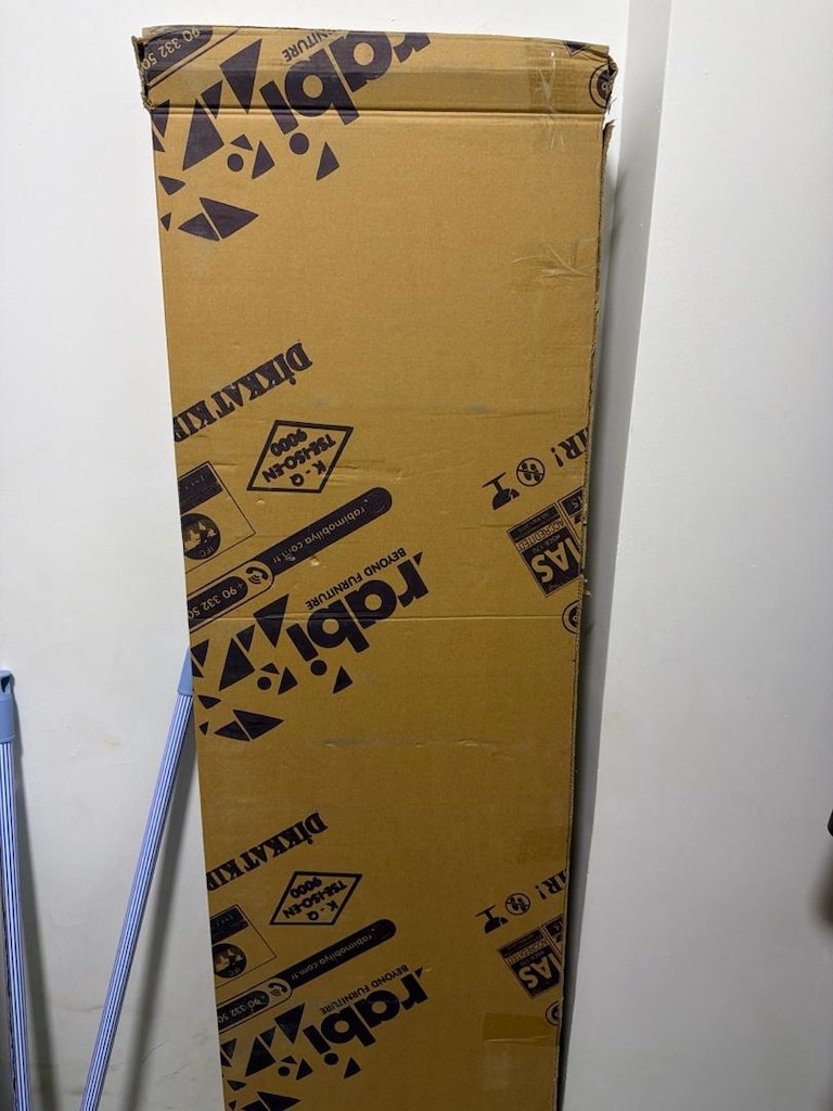 hiç kurulmamış beyaz kapaklı kitaplık 70×33,5×180 cm - 7