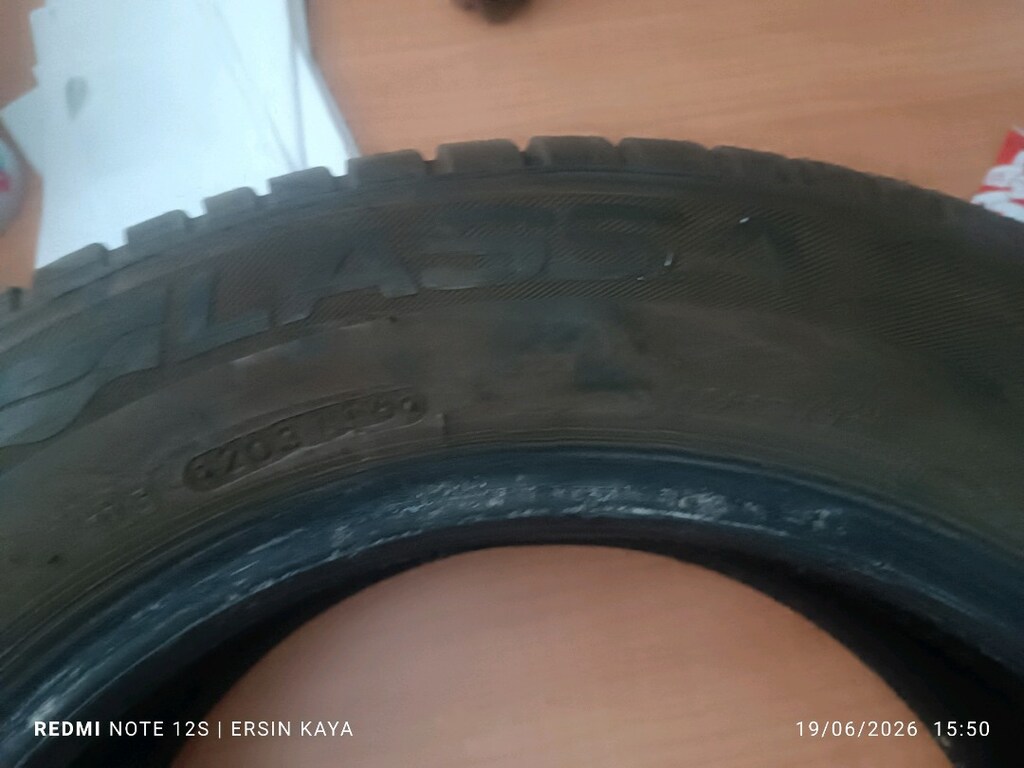 Lassa marka8 aylık lastik 4 mevsimlik 205 60 16 sadece bir adet vardir - 4