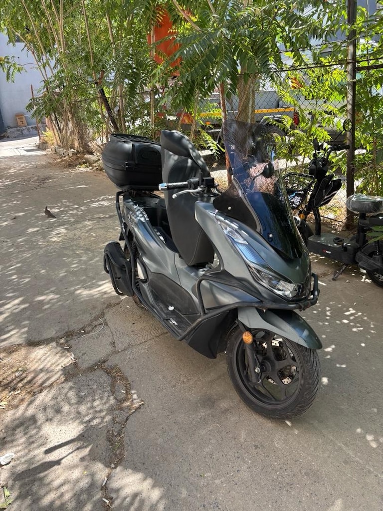 2021 model Honda Pcx - 4