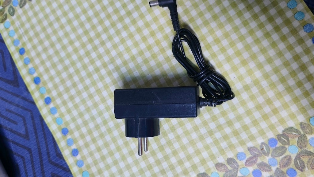 Orijinal LG Adaptör 19V 1.3A (ADS-40FSG-19) - 3