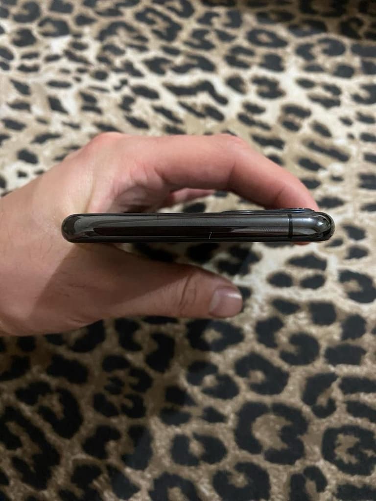 iPHONE 11 PRO MAX - 6