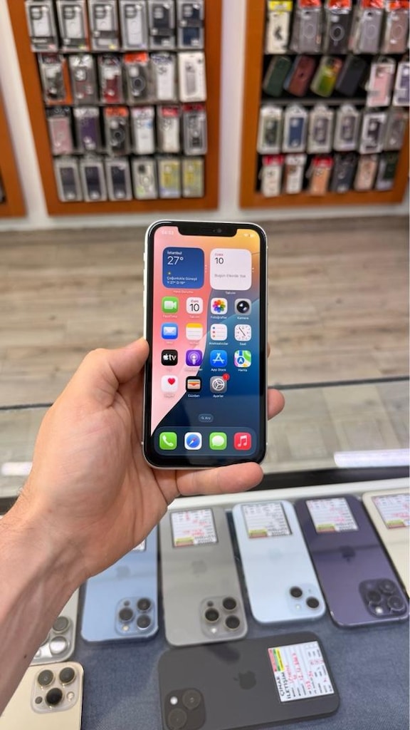 iPhone 11 White 64GB - 7