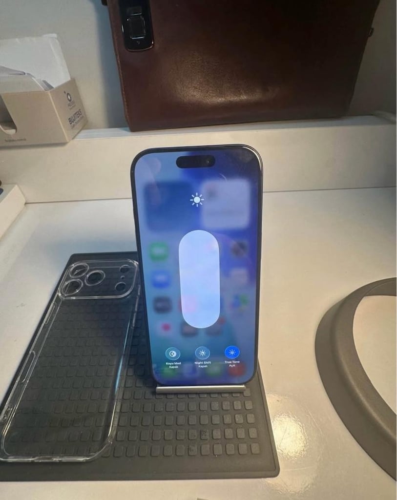 iphone 17 pro max - 4