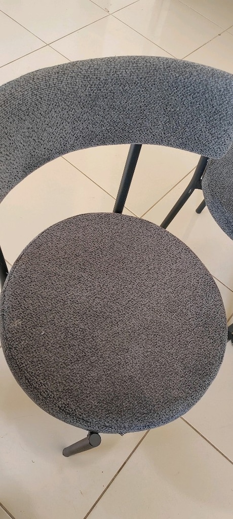 Teddy Masa Takımı – 70 cm Yuvarlak Masa + 4 Sandalye – 2. El - 5