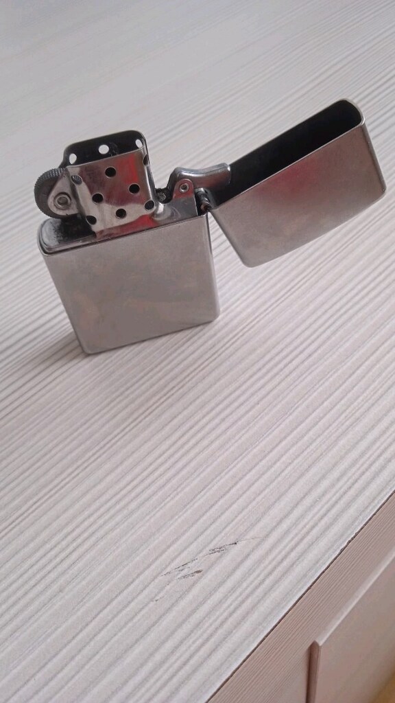 zippo - 2