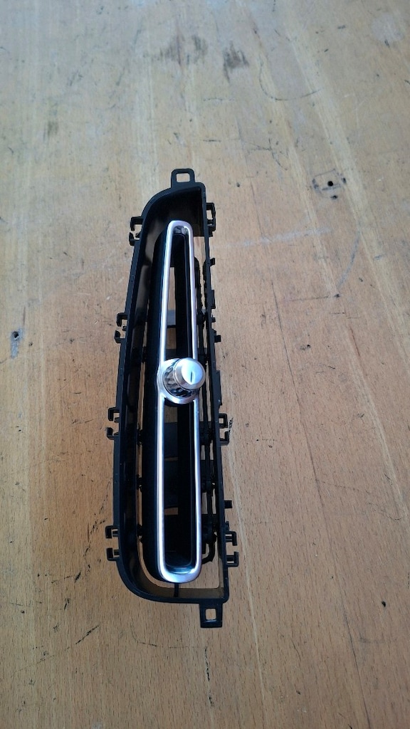 VOLVO XC40 EX40 C40 Lcd Ekran Sağ Taraf Klima Kalorifer Izgarası. - 4