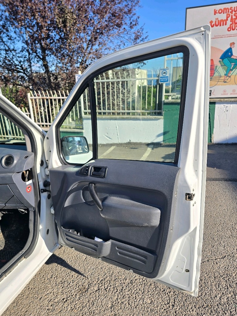sahibinden 90'lık Connect, motor yürüyen sorunsuz, 190.000 km orijinal - 11