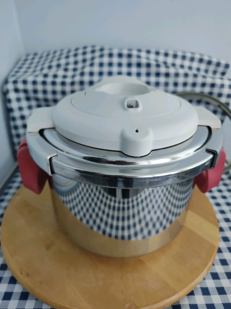 Tefal Clipso 6 Lt düdüklü tencere sağlam sorunsuz çalışıyor - 2