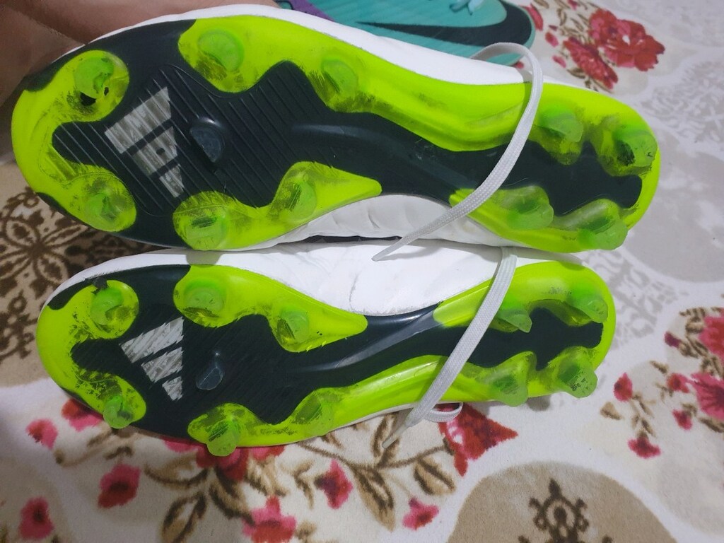 Adidas krampon - 2
