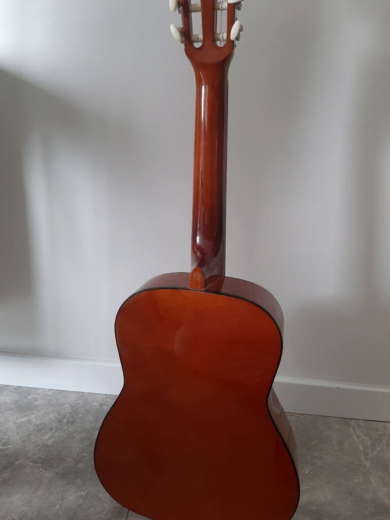 Küçük boy gitar - 5