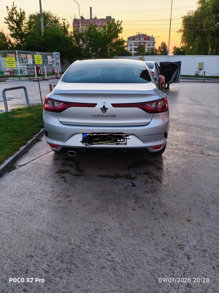 sahibinden satılık temiz megan 4 - 3