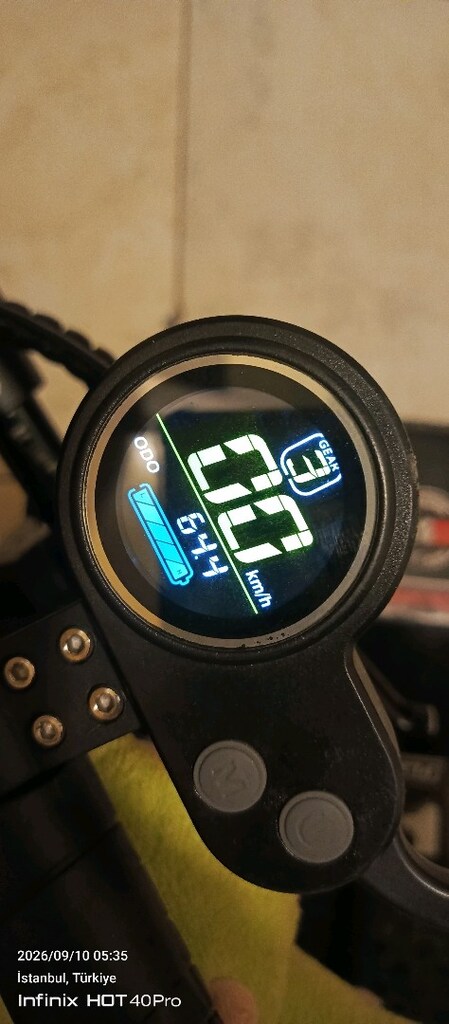 SCOOTER 007 SIFIR AYARINDA KM YAPMAMIŞ CIHAZ ACİL SATILIK CİHAZ 64 km - 4