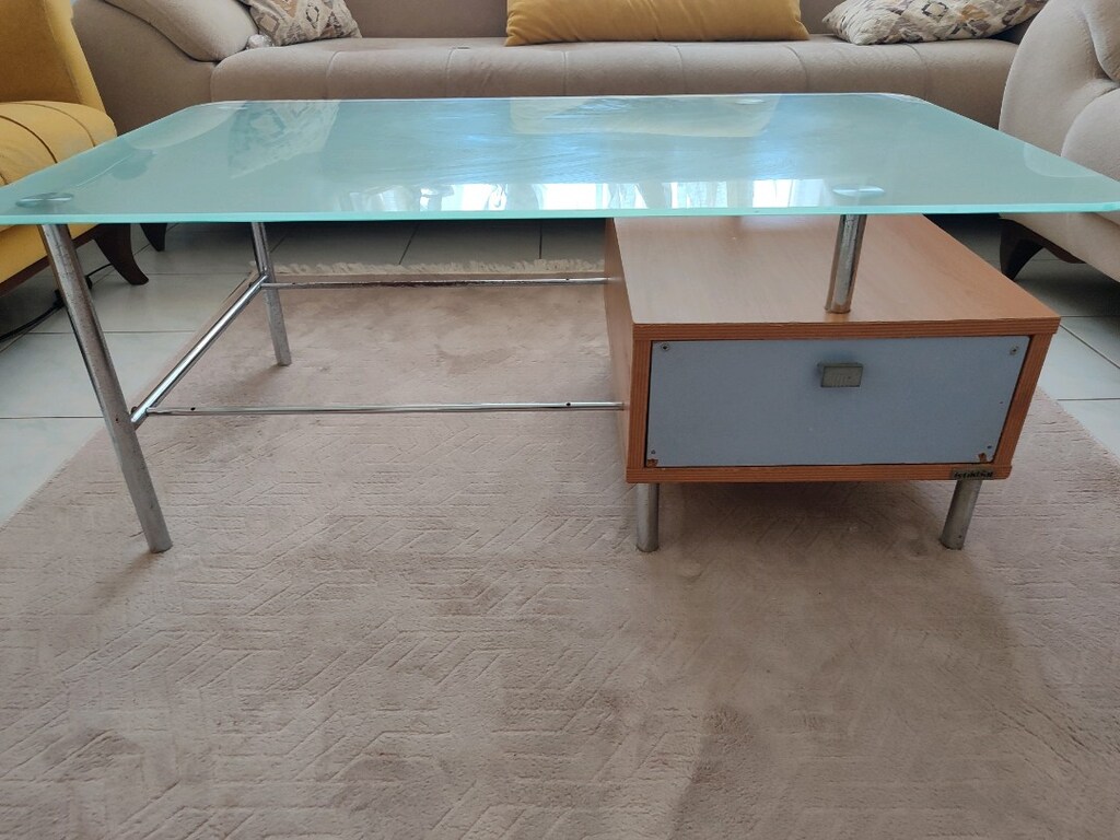 Metal ayaklı, çekmeceli cam orta sehpa - 4