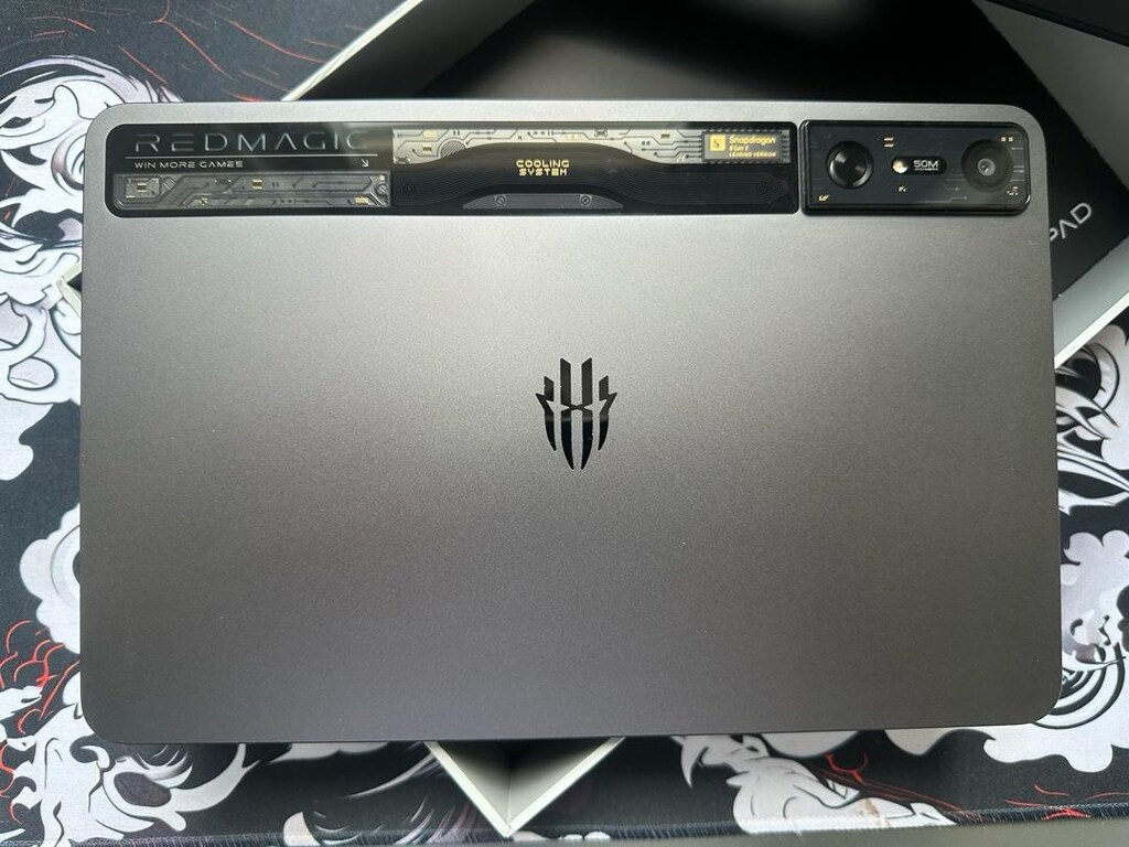 REDMAGIC nova Gaming Tablet - 2