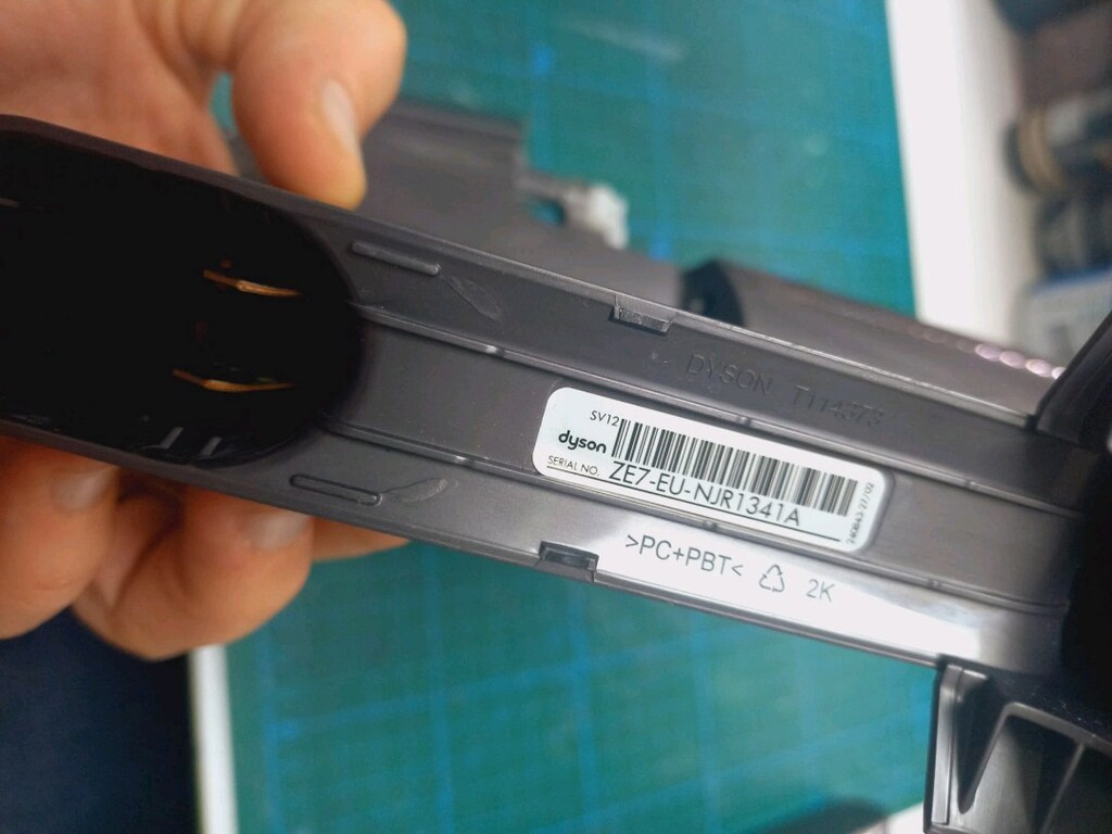 Dyson V10 Motor Gövde - 5