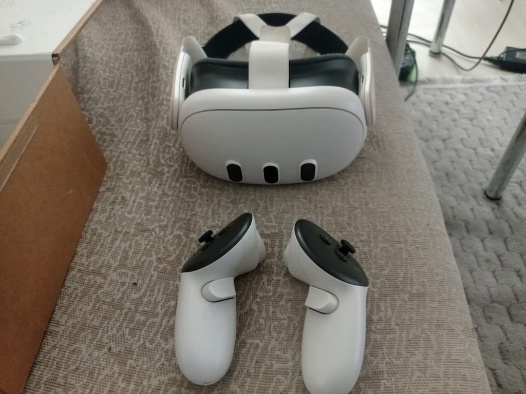Meta Quest VR Gözlük kutusunda... - 6