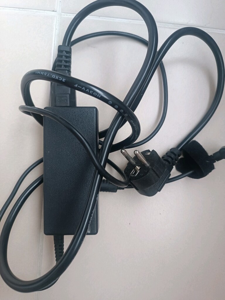 laptop adaptörü - 2