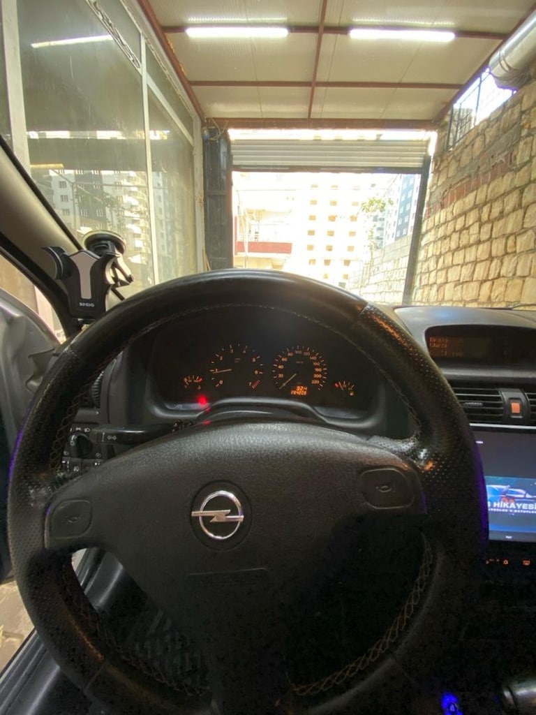 opel astra - 8
