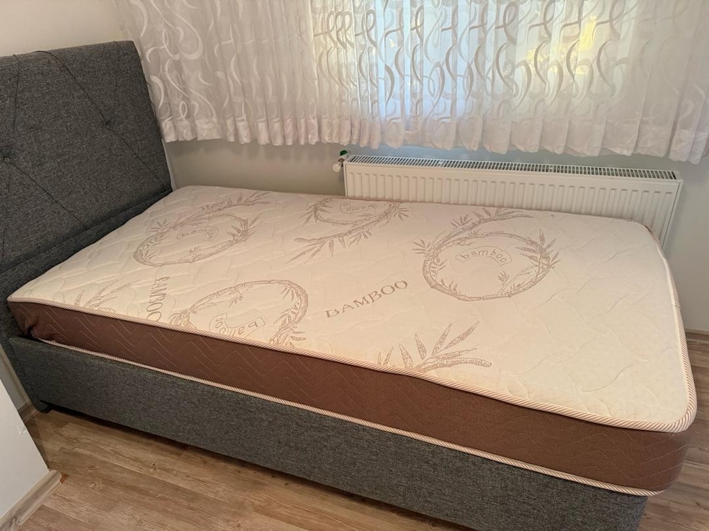 Tek kişilik yatak ve baza - 2